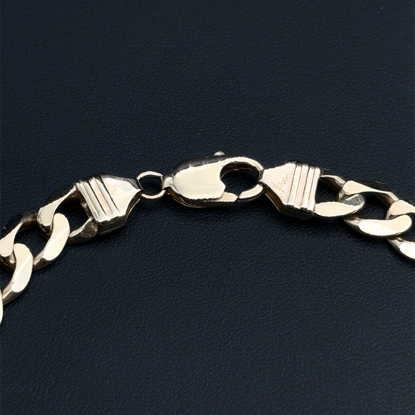 9CT Yellow Gold Curb Bracelet  - 8.7"- 23.9g