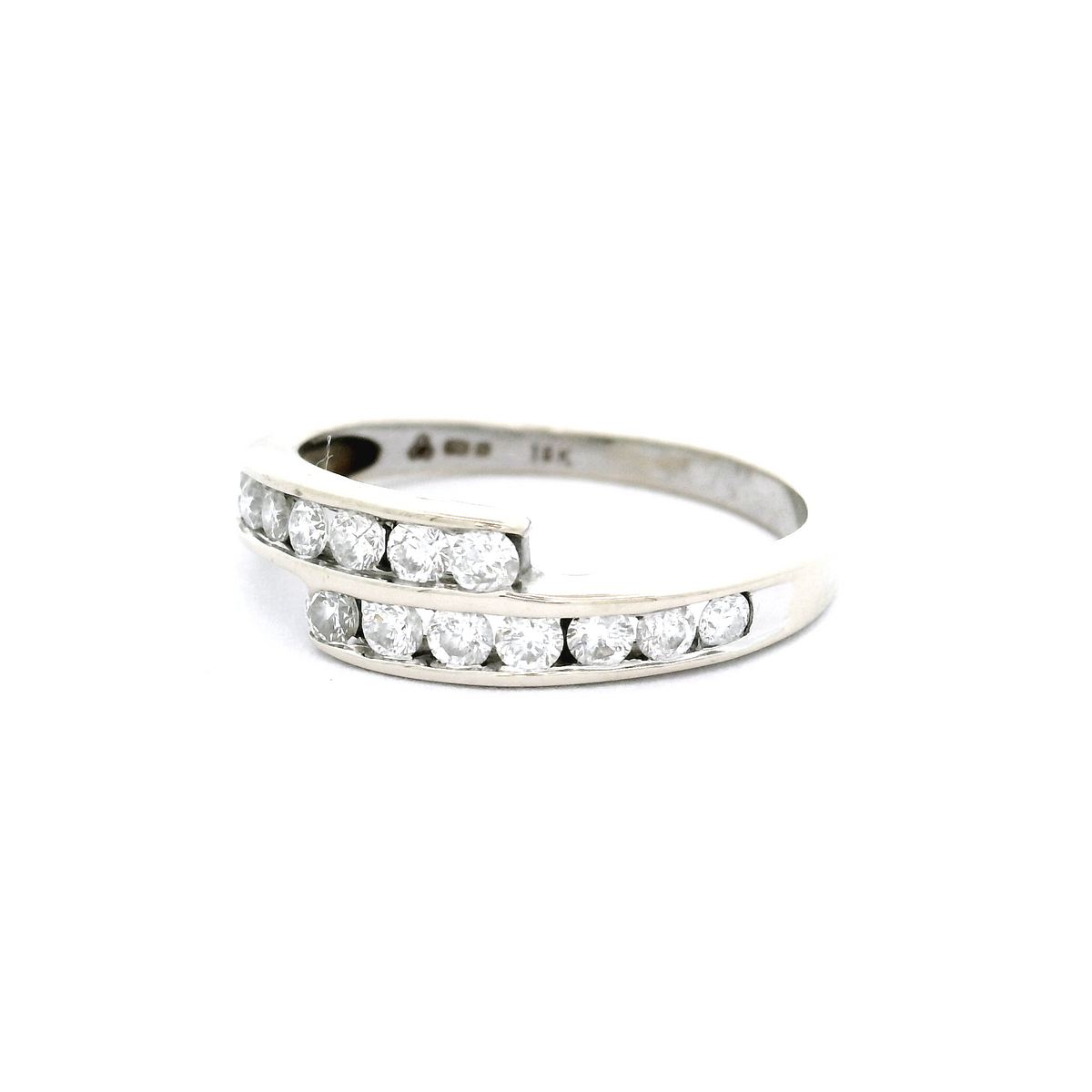 18ct Diamond Crossover Ring