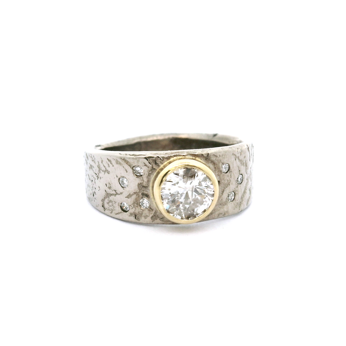 18ct Diamond Band Ring