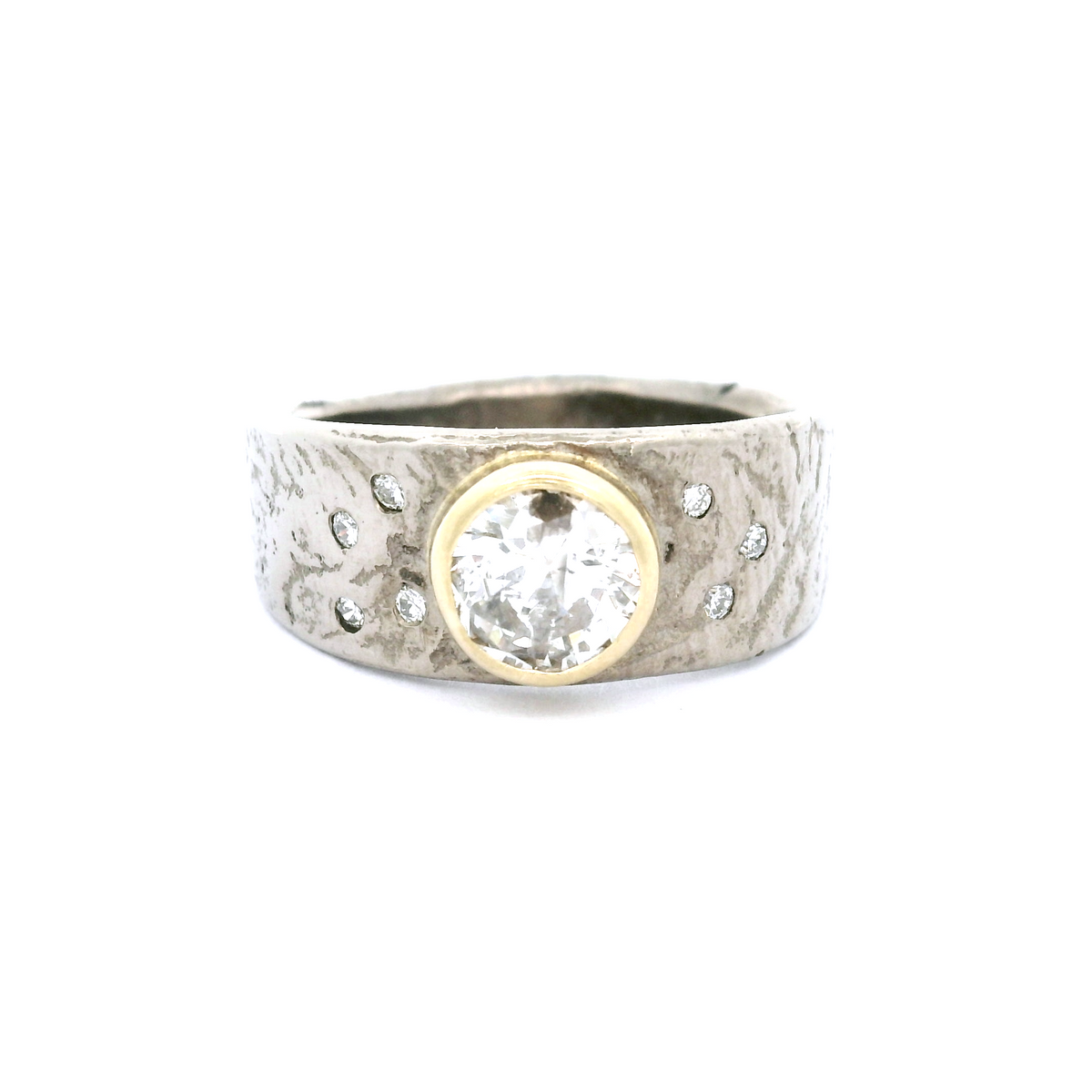 18ct Diamond Band Ring