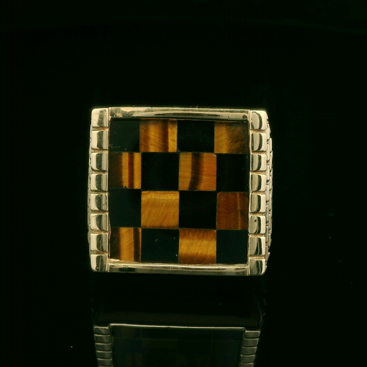 9CT Yellow Gold TIgers Eye & Onyx Checkerboard RIng - Size N"- 9G