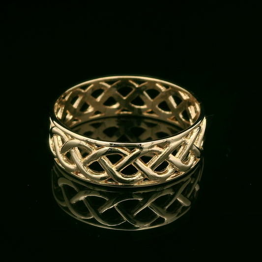 9CT Pre-Owned Yellow Gold Celtic RIng - Size Z"- 3.8G