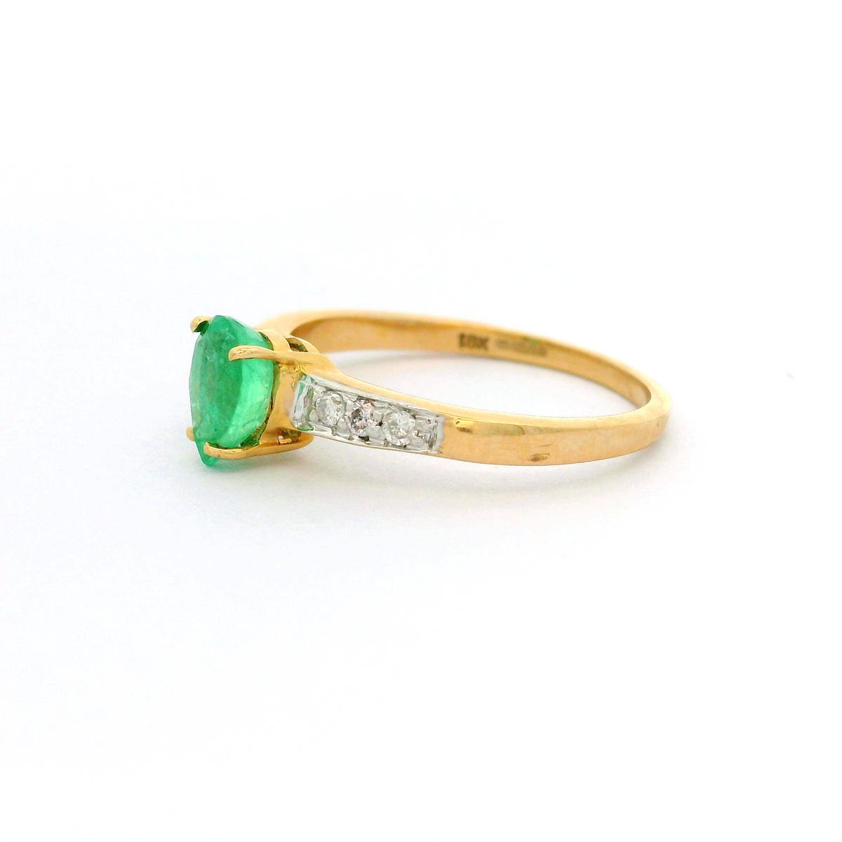 18ct Emerald and Diamond Ring