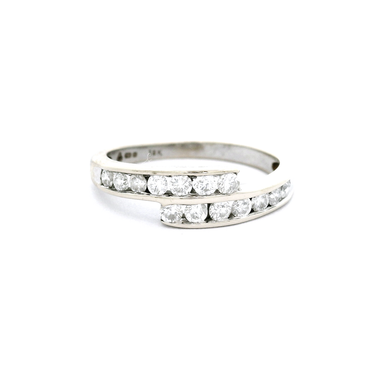 18ct Diamond Crossover Ring